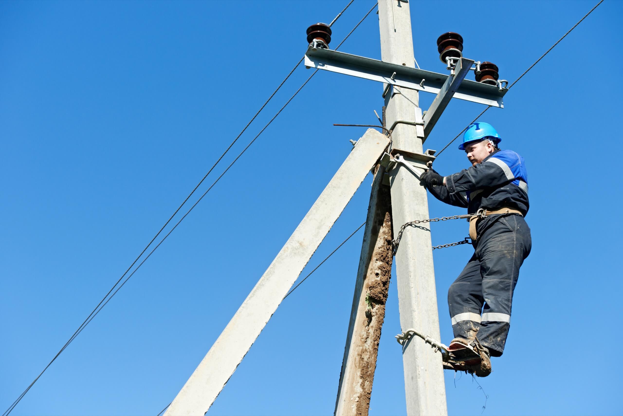 repair of overhead electrical service lines